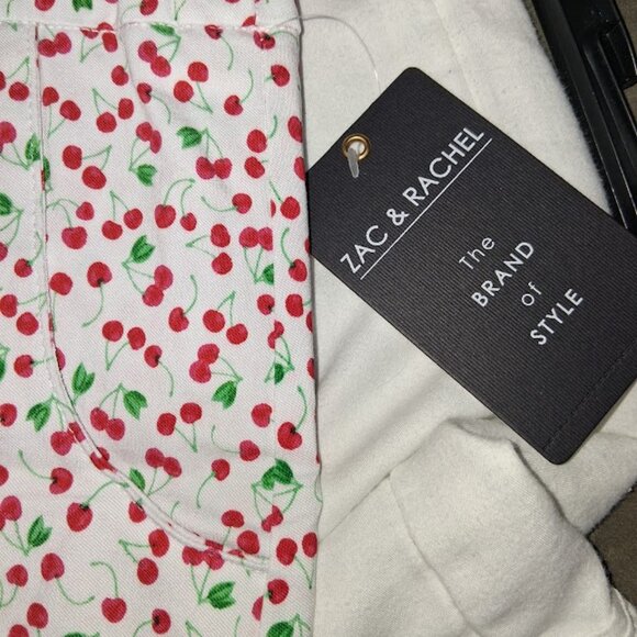 Zac & Rachel Women's Cherry Print Skort NWT Sz 14 - Picture 2 of 7